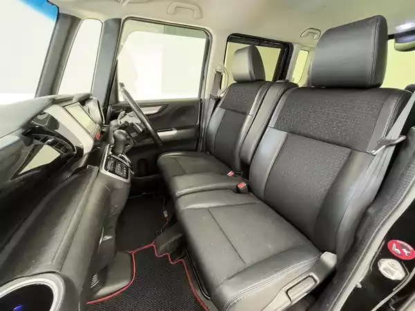 ホンダ Ｎ ＢＯＸ カスタムGターボSSブラッククタイル07