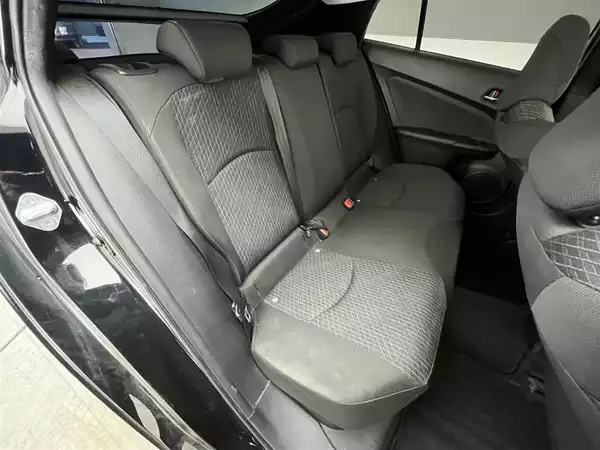 トヨタ プリウス E05