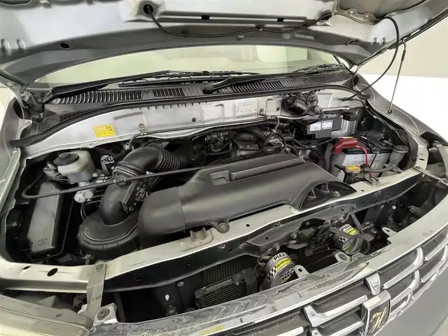 古くても人気！グランドハイエース03