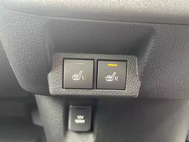 未使用車のムーヴキャンバスが入庫!03