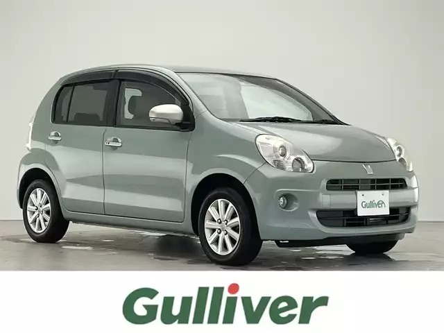 トヨタ　パッソ　プラスハナ