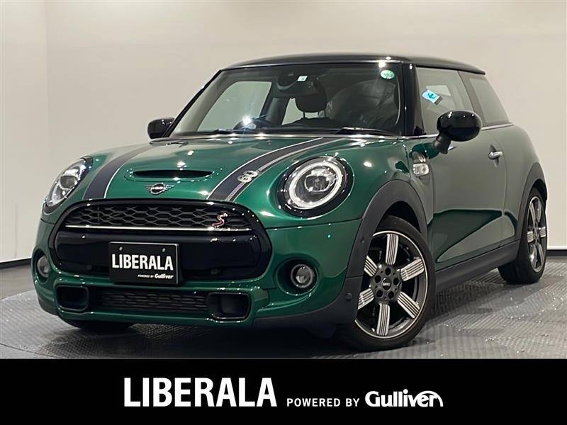 MINIにご興味のある方は是非LIBERALA新潟へ。01