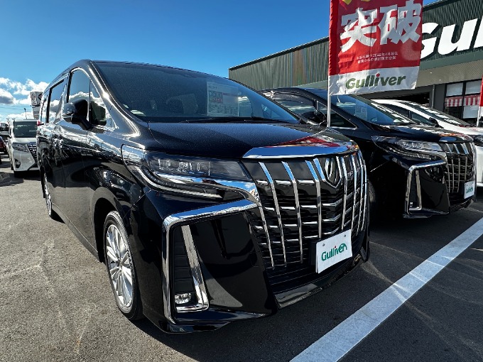 サンルーフ装備のアルファード!05