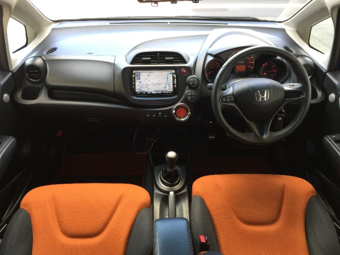 〜最新仕入れ車両のご案内〜03