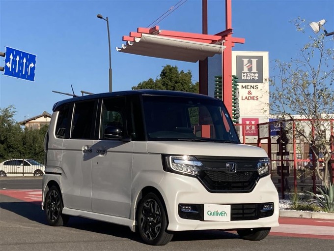 人気の車N-BOX入荷致しました！