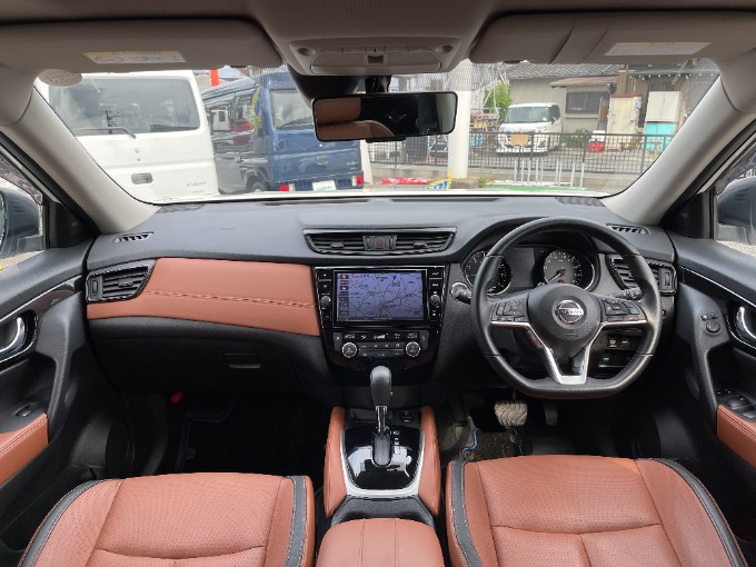 ☆中古車入庫情報☆R2エクストレイルHVが仲間入り！03