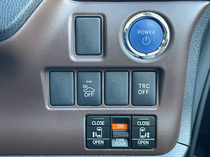 【ガリバー車買取】H27 エスクァイアHV Gi 入庫致しました！04