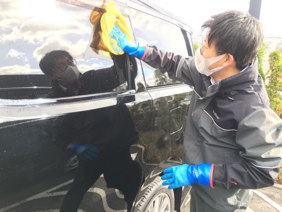 ご納車の準備も万端！朝から多数のご来店ありがとうございます！