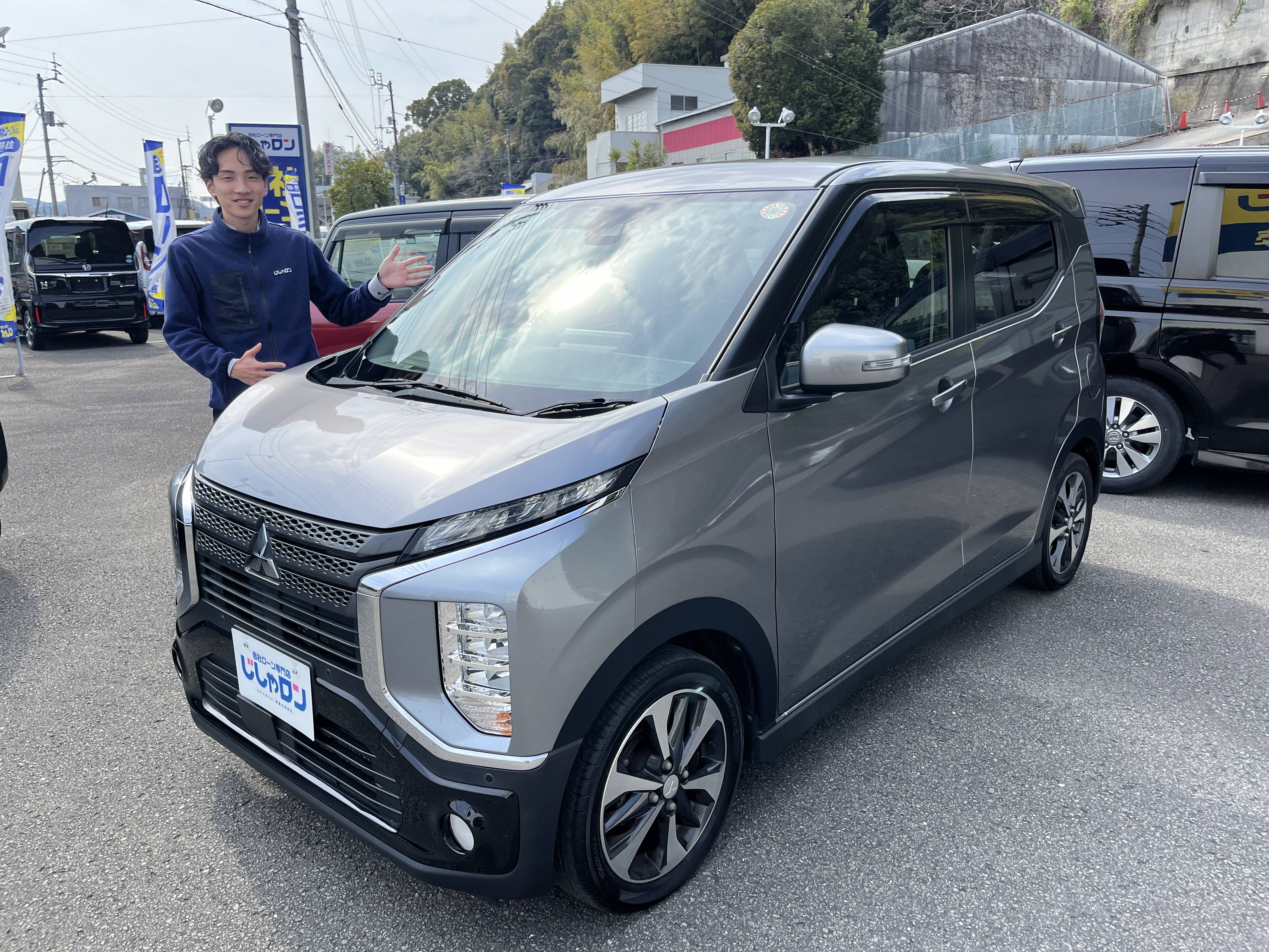 3/17元気に営業中！！3.19（木）は定休日になります！自社ローンの問い合わせはじしゃロン高知まで