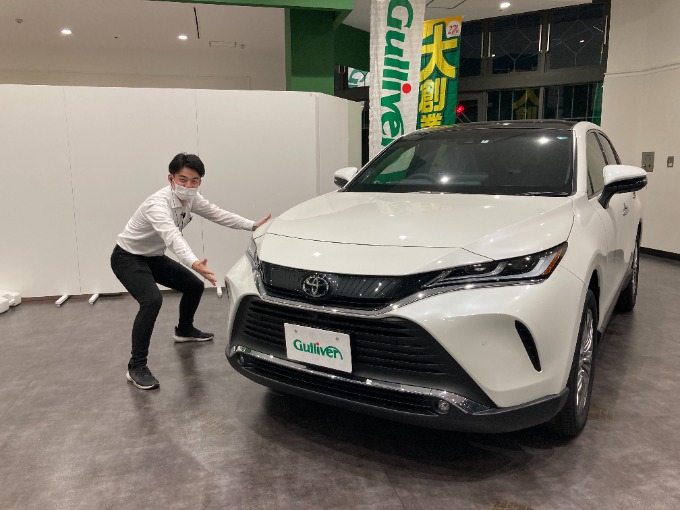 オススメの車両のご紹介【中古車・登録済未使用車】SUV・ミニバン