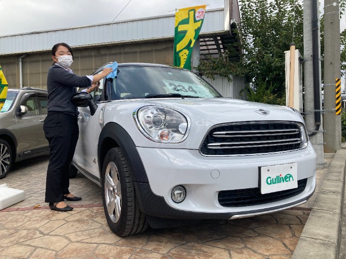 10月も残り一週間！本日も元気に営業開始です！