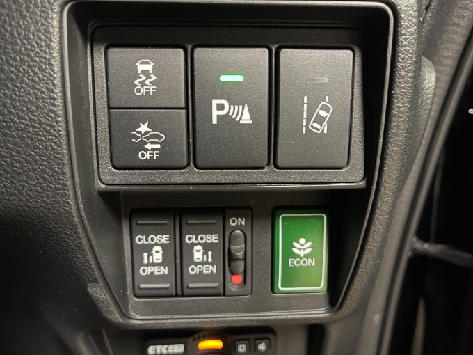 ☆オススメ車両のご紹介☆中古車・登録済み未使用車【SUV・ミニバン】04