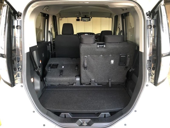 ☆オススメ車両のご紹介☆中古車・登録済み未使用車【SUV・ミニバン】04