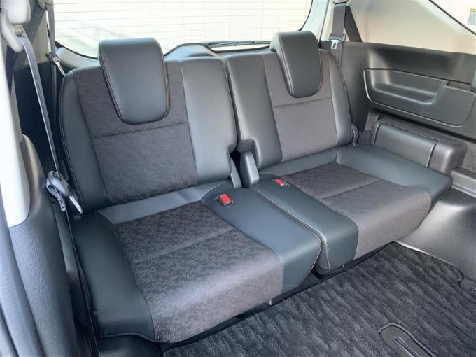 ☆オススメ車両のご紹介☆中古車・登録済み未使用車【SUV・ミニバン】03