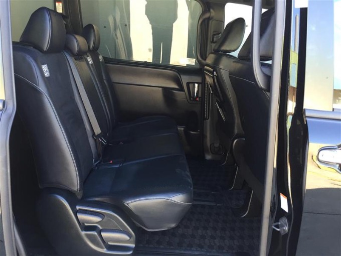 ☆オススメ車両のご紹介☆中古車・登録済み未使用車【SUV・ミニバン】02