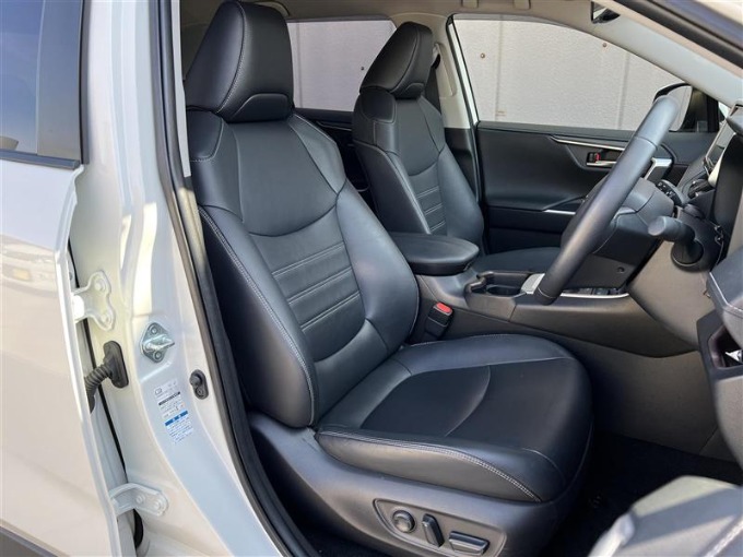 ☆オススメ車両のご紹介☆中古車・登録済み未使用車【SUV・ミニバン】02