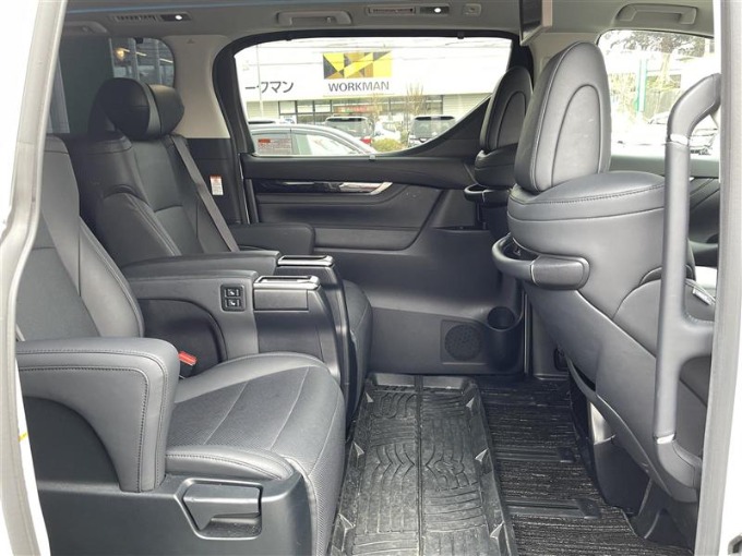 ☆オススメ車両のご紹介☆中古車・登録済み未使用車【SUV・ミニバン】02