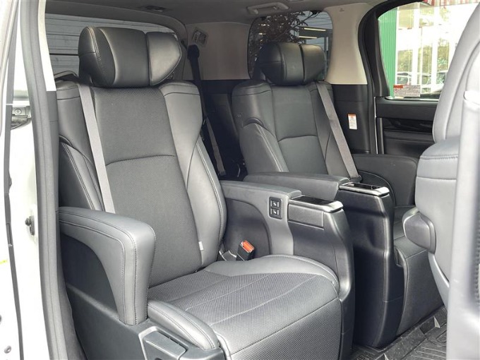 ☆オススメ車両のご紹介☆中古車・登録済み未使用車【SUV・ミニバン】03