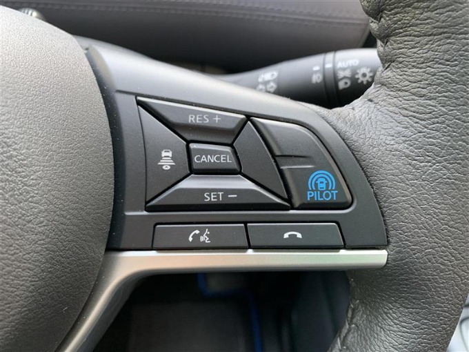 ☆オススメ車両のご紹介☆中古車・登録済み未使用車【SUV・ミニバン】05