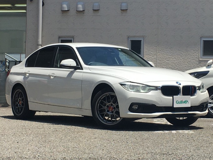 【H28式BMW320i】スマートな外国産車入庫しました！