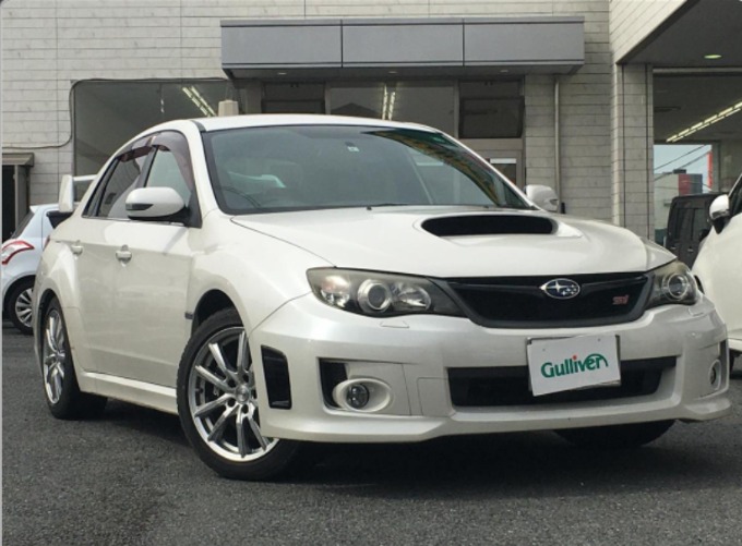 ☆新着入荷情報☆マニュアルでドライブを楽しもう♪♪H25スバル　インプレッサ　WRX　STi！！