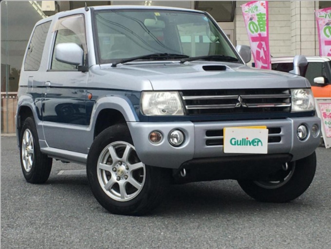 新着中古車情報！！かわいい4駆の軽自動車！パジェロミニ！！！一味違うお車を！！
