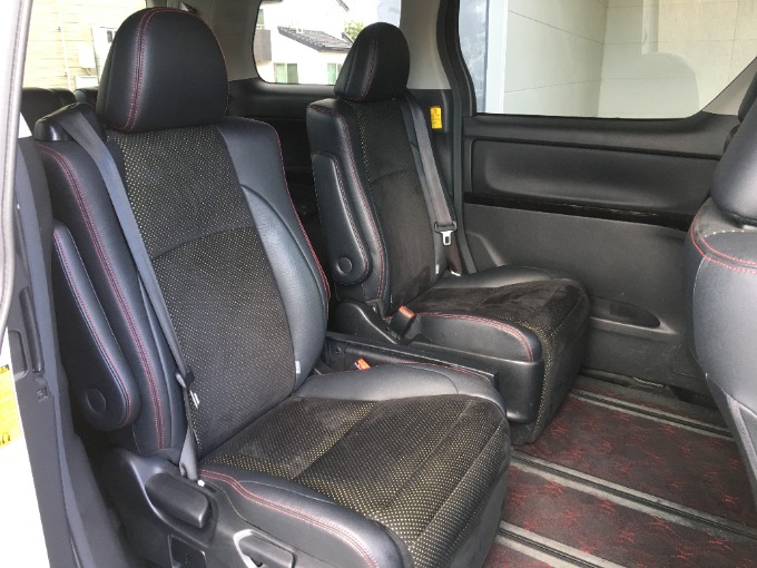 装備が充実した「ヴェルファイア　2.4Z　ゴールデンアイズⅡ」04