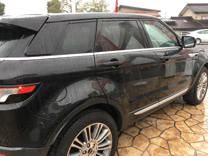 給油口がどちらにあるかド忘れしてしまった場合、矢印をご確認ください！08