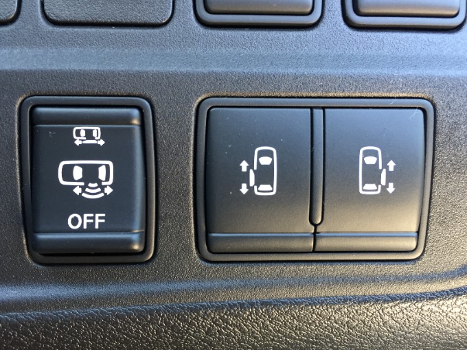 おすすめ車両の紹介♪【中古車・登録済未使用車】SUV・ミニバン02