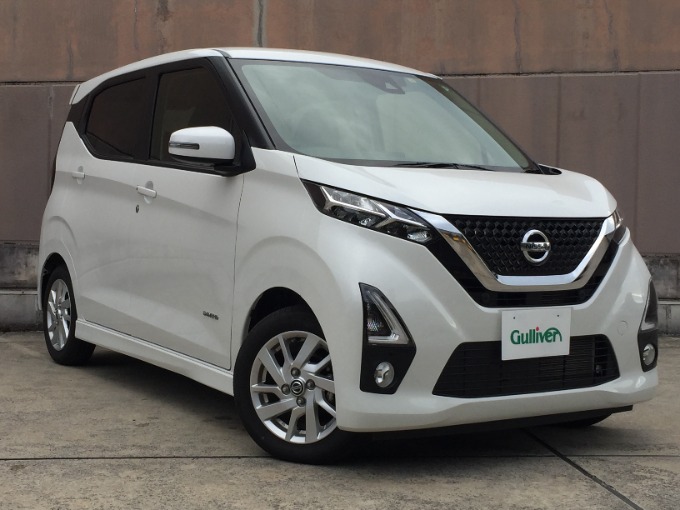 おすすめ車両の紹介♪【中古車・登録済未使用車】SUV・ミニバン