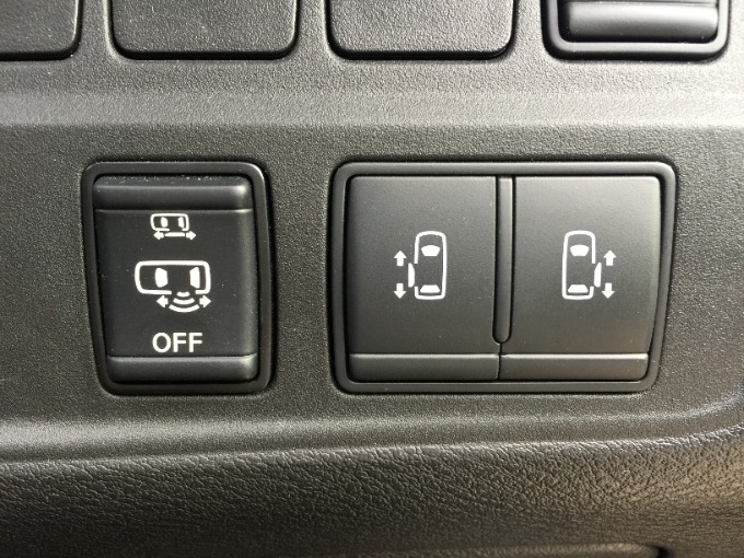 おすすめ車両の紹介♪【中古車・登録済未使用車】SUV・ミニバン04