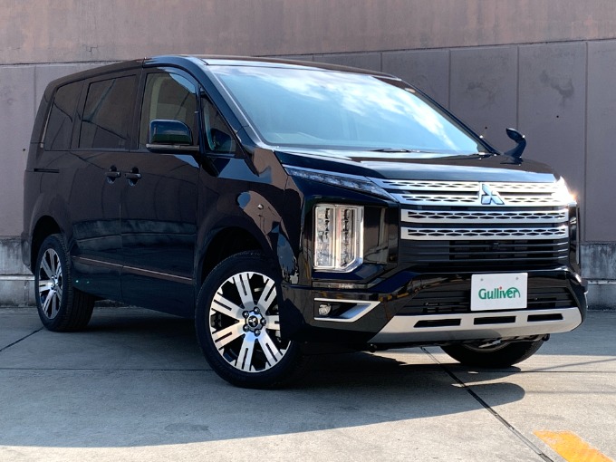 おすすめ車両の紹介♪【中古車・登録済未使用車】SUV・ミニバン