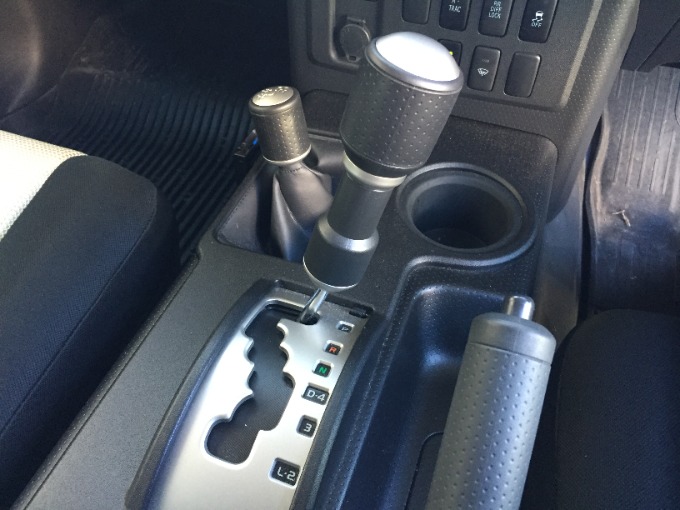 おすすめ車両の紹介♪【中古車・登録済未使用車】SUV・ミニバン02