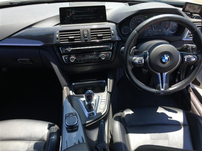 【新着在庫】BMW M4が入荷しました!03