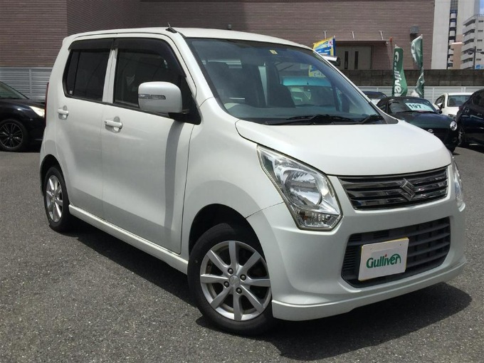 中古車入荷！！　H25 スズキ ワゴンR FX-LTD