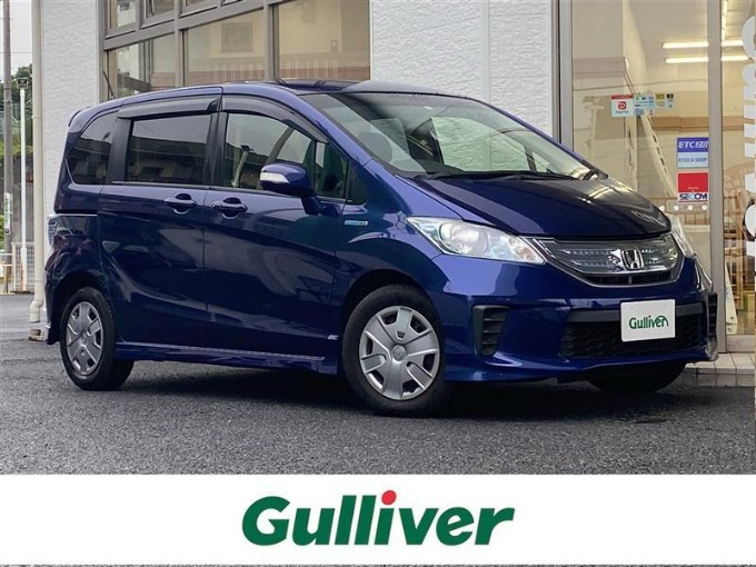 中古車入庫情報‼　H25 フリード ハイブリット 　ジャストセレクション
