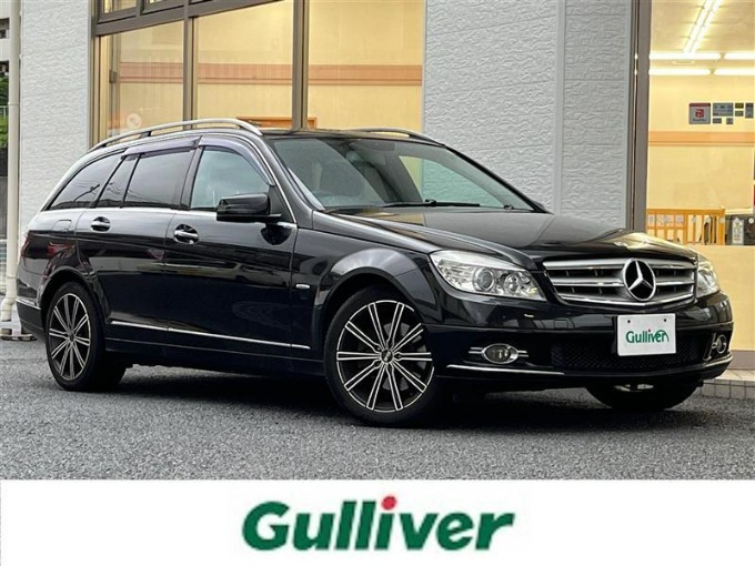 中古車入庫情報‼　'09 Ｍ・ベンツ Ｃ３００　ワゴン アバンギャルド（ディーラー車）