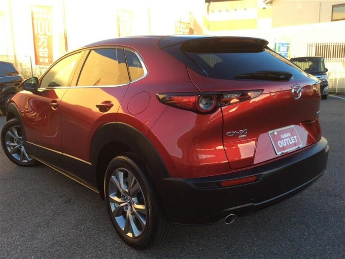 雨のドライブもいいですよね！〜最新仕入れ車両のご案内〜02