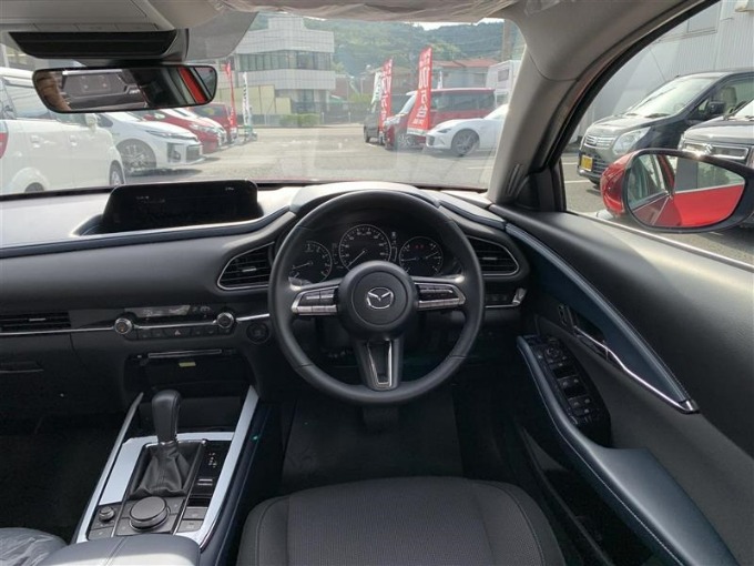 お探しのお車見つけます！〜最新仕入れ車両のご案内〜03