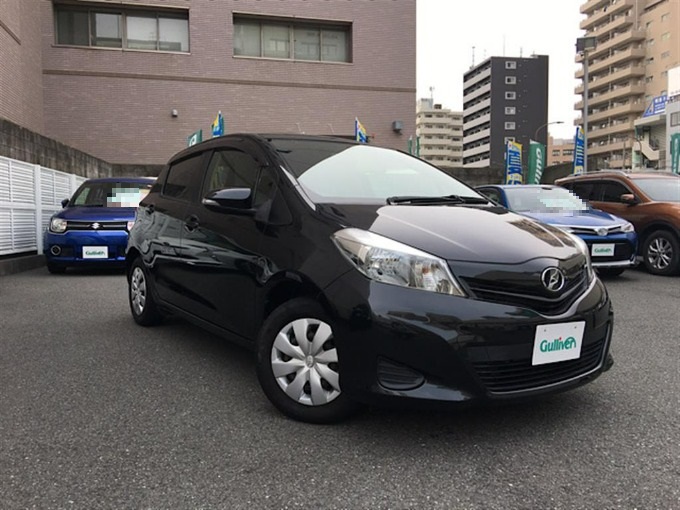 中古車入荷情報！！ H23 トヨタ ヴィッツ F