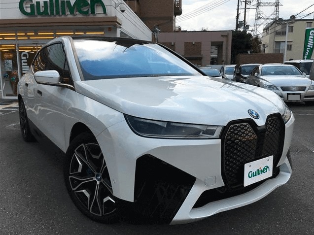 近未来的なお車が入荷！！