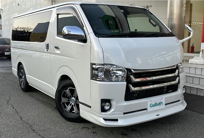 H29 トヨタ ハイエース バン スーパーＧＬ ダーク プライム 3.9万キロ！入荷しました！