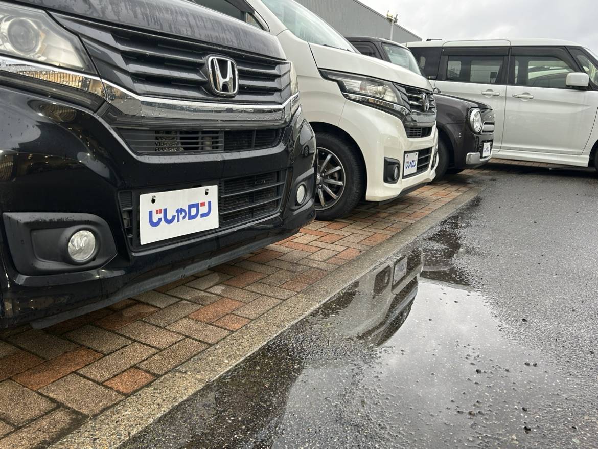 中古車でも希望ナンバーは付けられる？