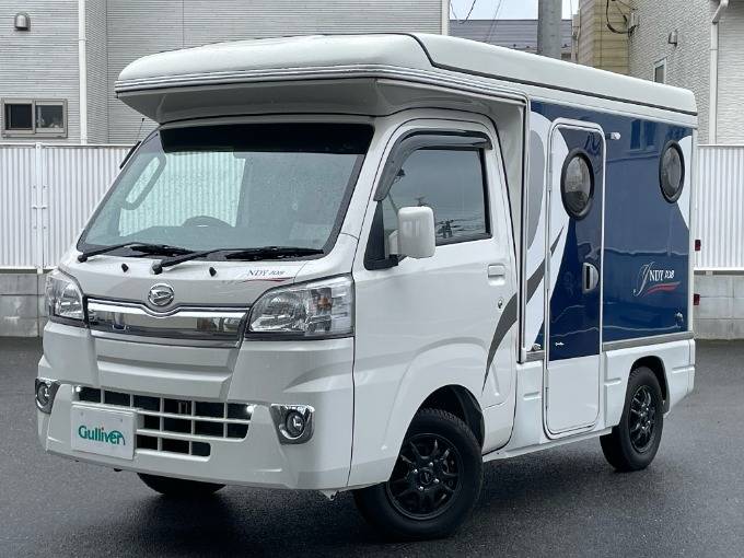初めて乗りました！『キャンピングカー』