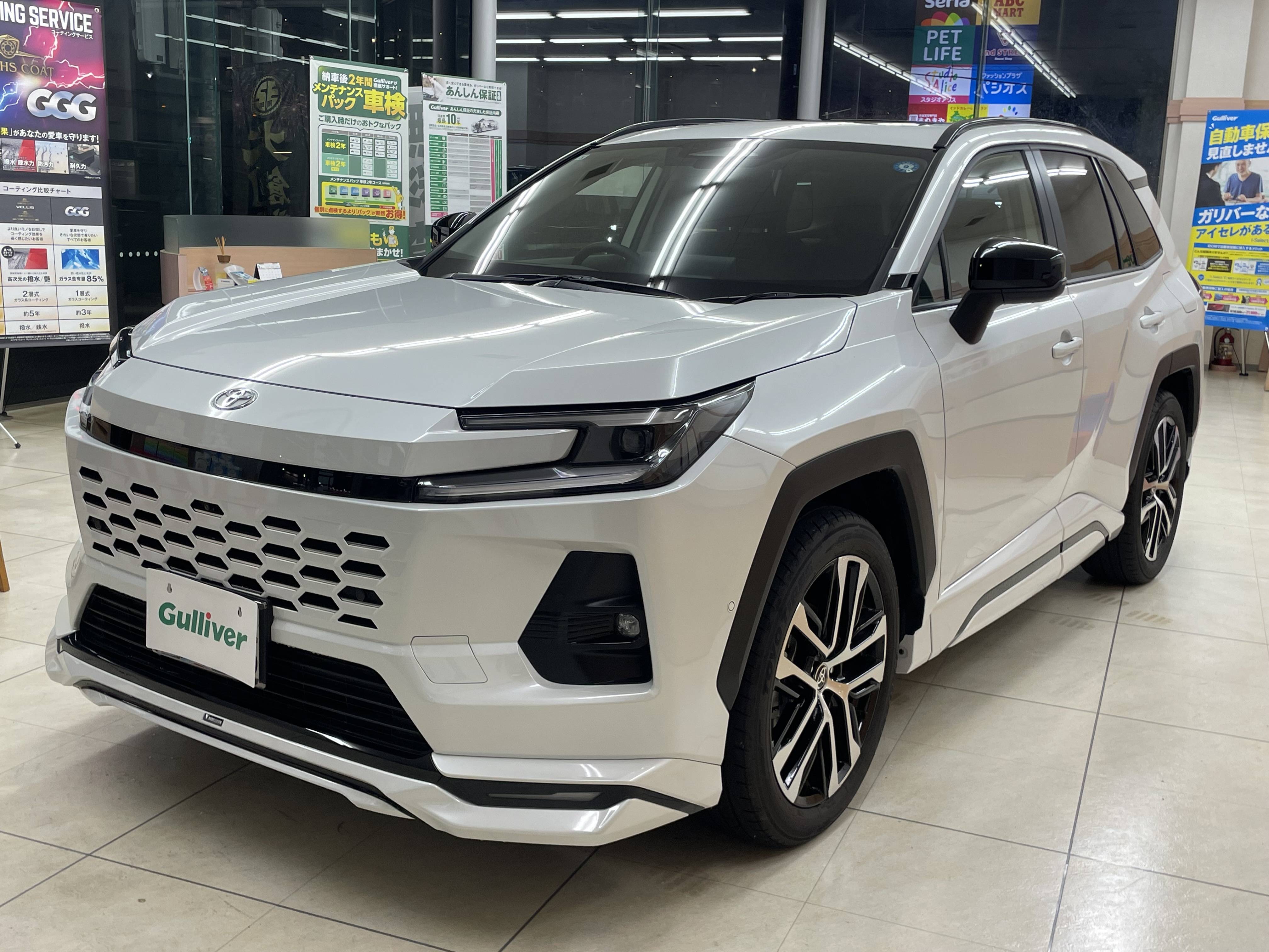 【入荷情報】令和８年式 新型RAV4展示しております！！