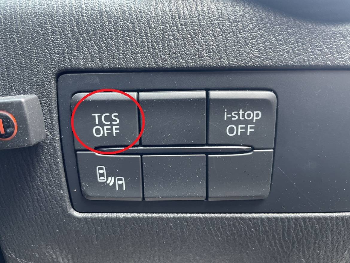 トラクションコントロールとは