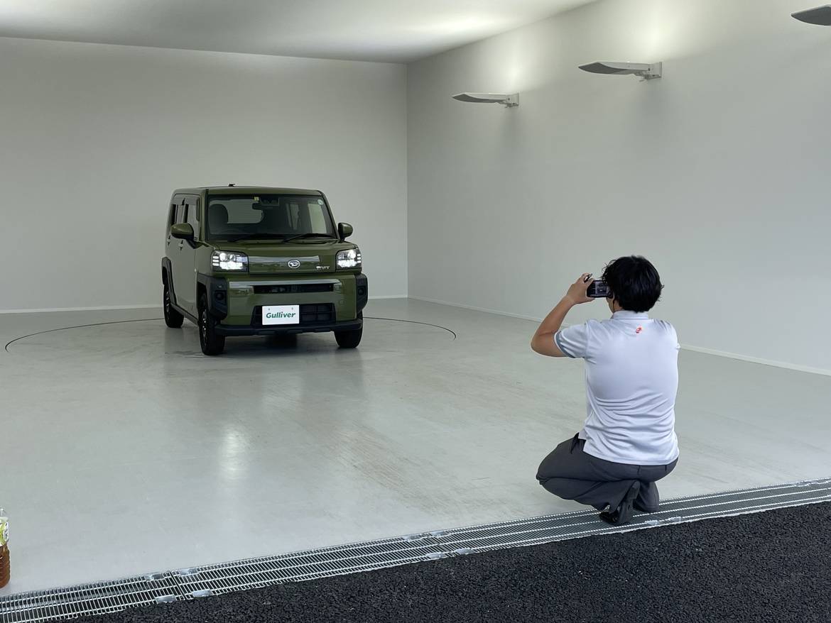 店舗の右側に隠し部屋が。。