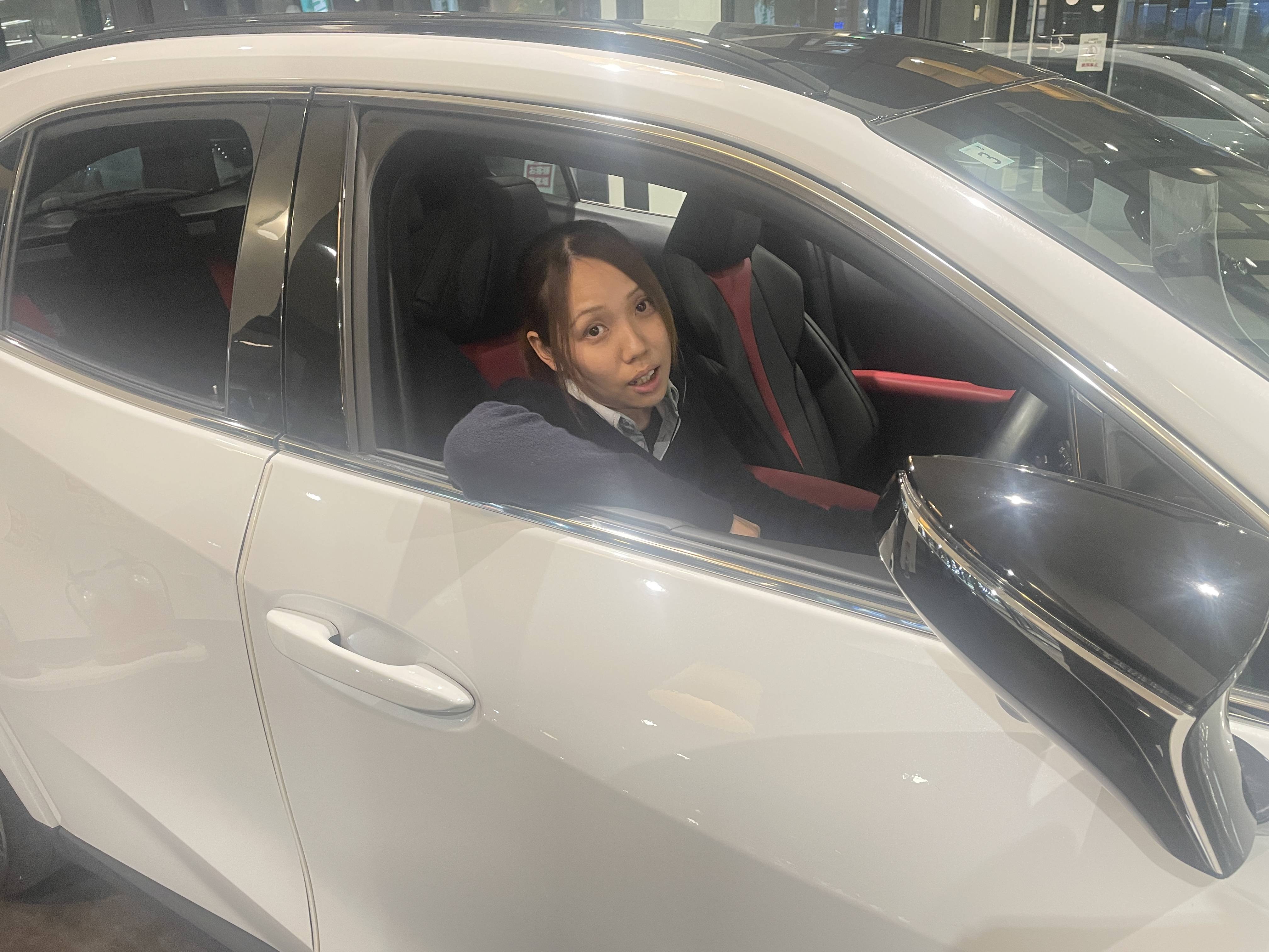 スタッフ紹介　　愛媛の生んだ美人SC01