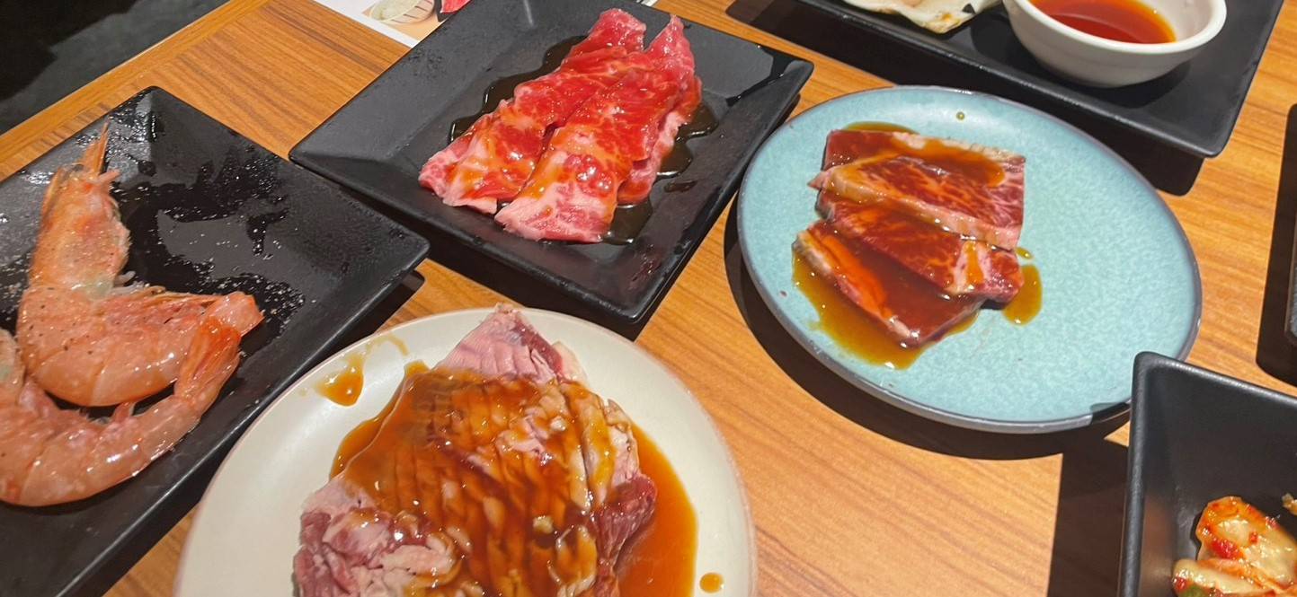 焼肉食べ放題！