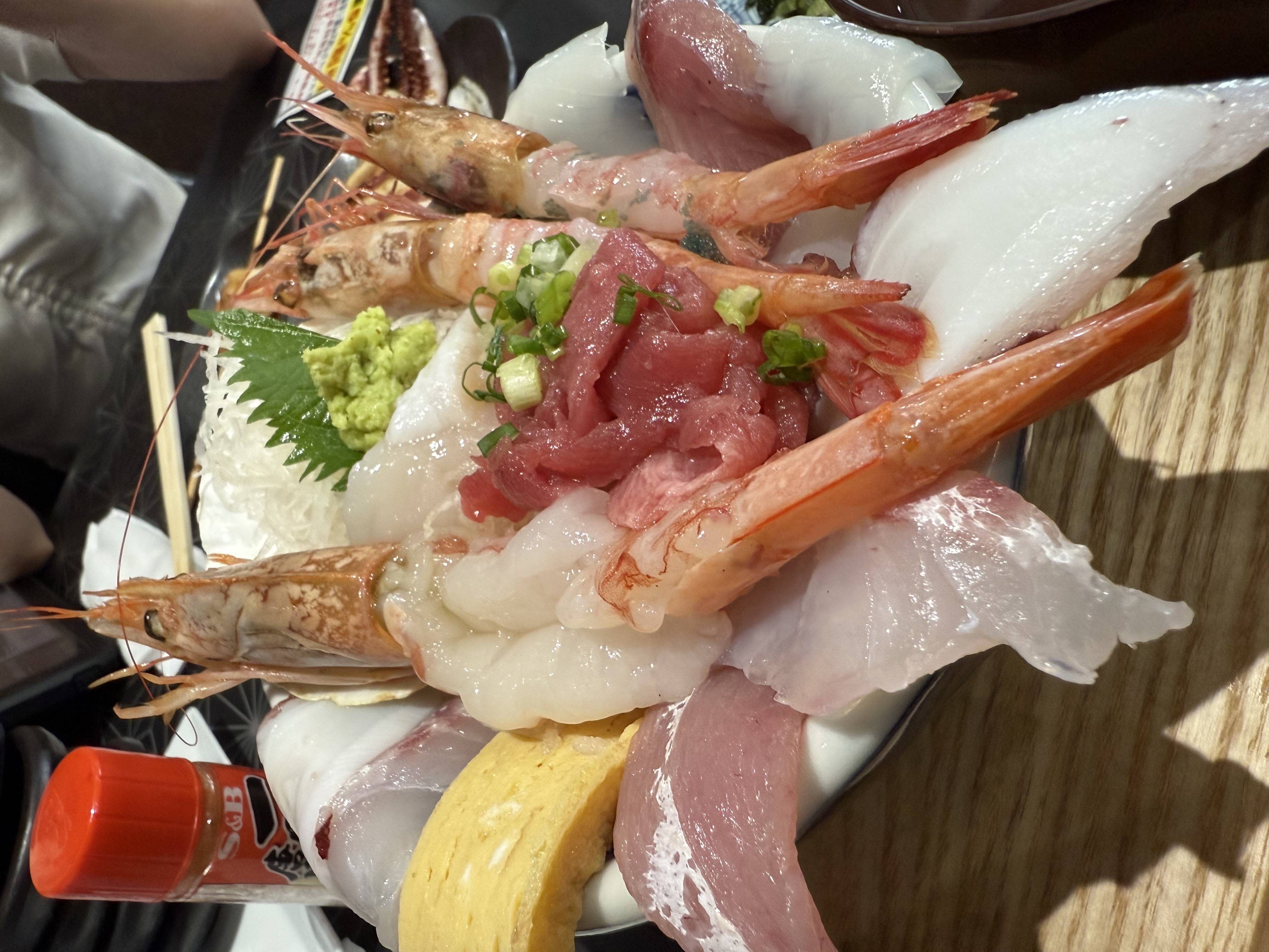 お盆が明け、夏も終わりに近づいてきております02